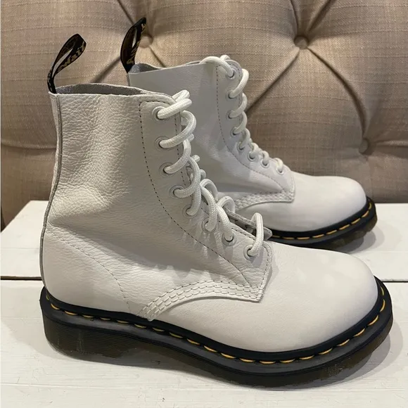Dr. Martens Women's 6 1460 PASCAL Leather Boots OPTICAL WHITE NWOB