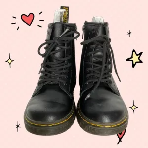Dr. Martens Zavala J Youth Side Zip Combat Black Leather Boots Size 2