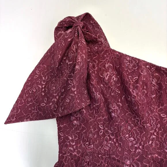 Dress the Population Tiffany One Shoulder Lace Midi Dress in Oxblood S