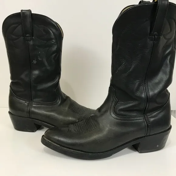 Durango black cowboy boots size 9.5 D men’s
