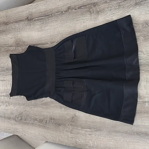 DVF Diane Von Furstenburg Zanne Ruched W/ Pockets Sheath Dress Black Size 6