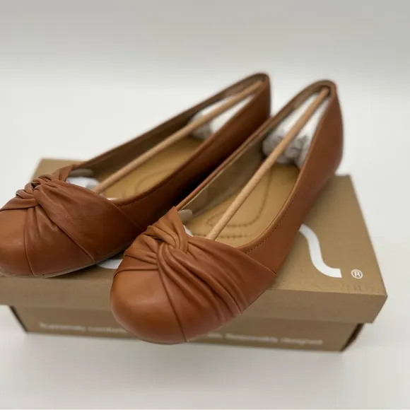 Earth Jacci Ballet Flat Shoes Women 10 W Leather Slip On Medium Brown