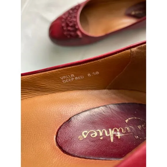 Earthies Valla red leather flats solid comfortable arch support ballet  8.5