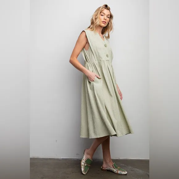 easel voile sage striped button front sleeveless maxi dress ED23598
