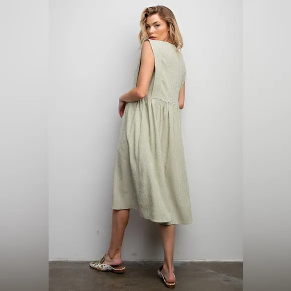 easel voile sage striped button front sleeveless maxi dress ED23598