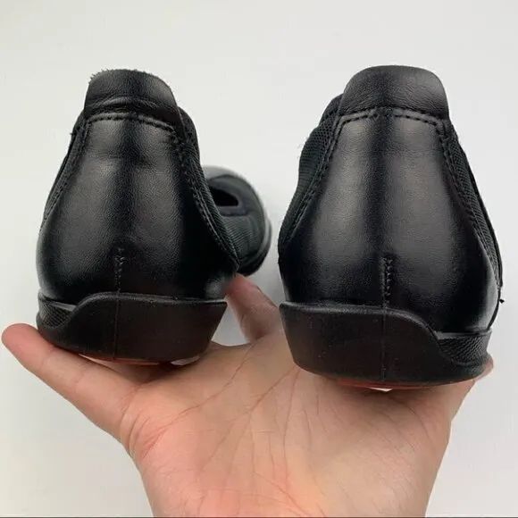 Ecco flats size 37 6-6.5 black leather comfort outdoors walking gorpcore