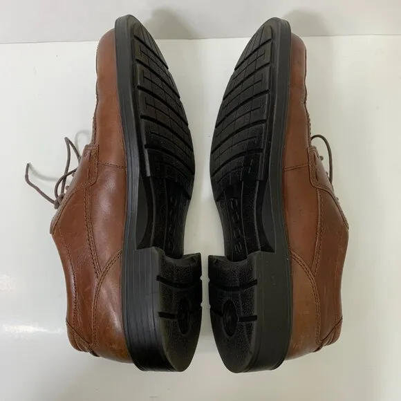 Ecco Helsinki 2 Men's Nubuck Bike-Toe Derby Shoe Brown - Size 9