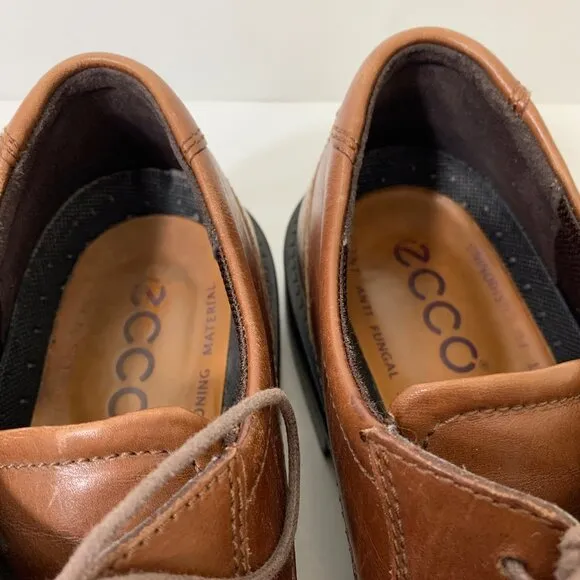 Ecco Helsinki 2 Men's Nubuck Bike-Toe Derby Shoe Brown - Size 9