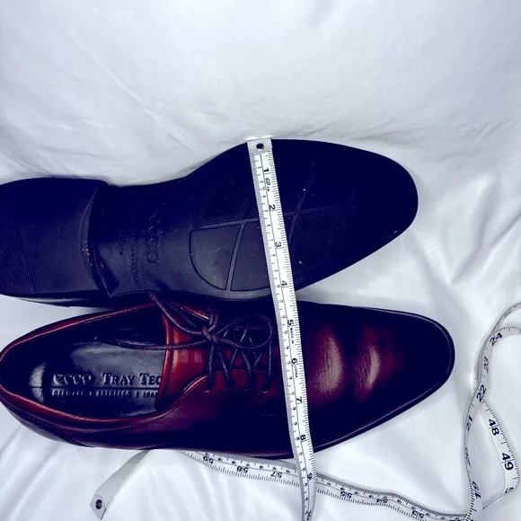 ECCO London Plain Toe Almond Brown Leather Derby Oxford  Dress Shoe 9/9.5. EU 43