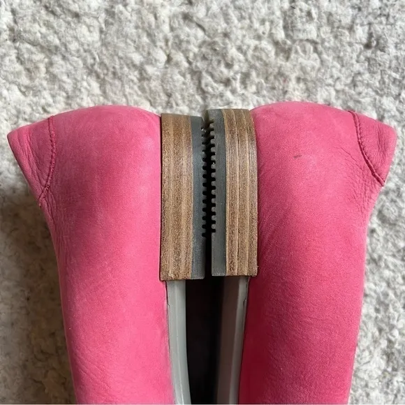 ECCO: Rich Pink Suede Tassel Pointed Toe Slip On Ballet Flats Size 40