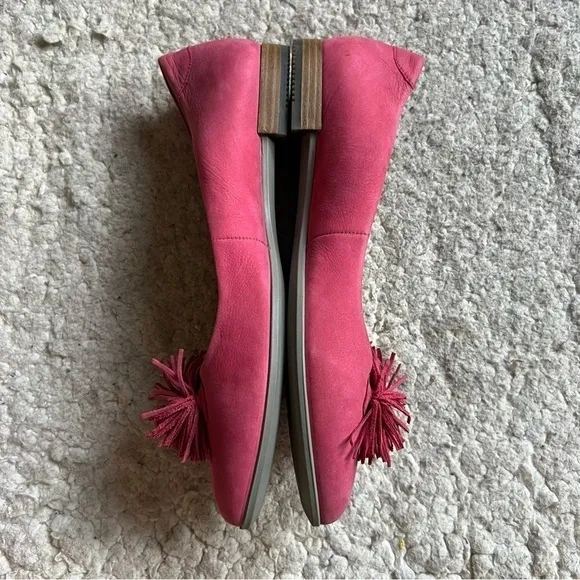 ECCO: Rich Pink Suede Tassel Pointed Toe Slip On Ballet Flats Size 40