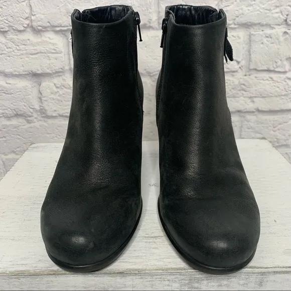 Ecco Touch Black Leather Side Zip Up Ankle Boots