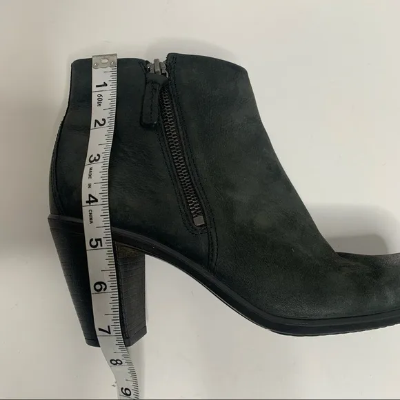 Ecco Touch Black Leather Side Zip Up Ankle Boots