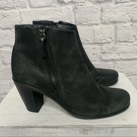 Ecco Touch Black Leather Side Zip Up Ankle Boots