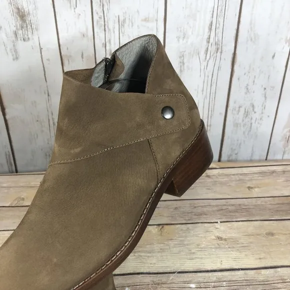 Eileen Fisher Billie Ankle Bootie Boots Womens Size 7.5 Nubuck Side Zip Beige