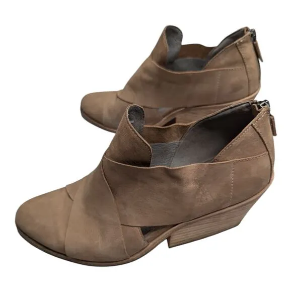 Eileen Fisher Jenkins Beige Nubuck Leather Criss Cross Block Heel Ankle Boots 8