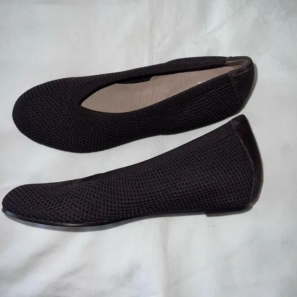 EILEEN FISHER DARK BROWN FLATS- SIZE 7 NWT