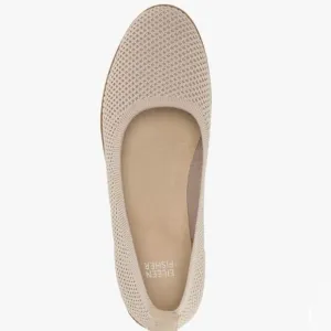EILEEN FISHER LIGHT TAN FLATS- SIZE 7 NWT