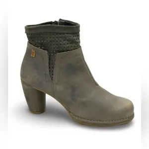 El Naturalista Womens Colibri Ankle Boots Size 40 US 9 Gray Distressed Leather