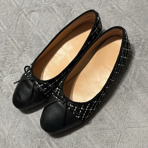 Elegant Black and White Two-Tone Tweed Ballet Women's Flats