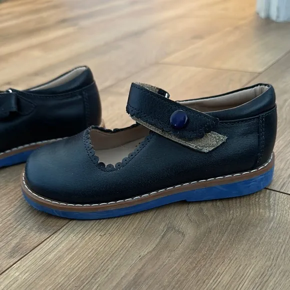 Elephantito Black Mary Jane Dress Shoes with Scalloped Edge