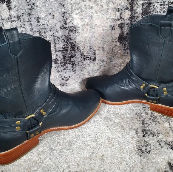 Elf Women's Cali Leather Boots Made by Hand in Bali Black Leather Size 12.5
