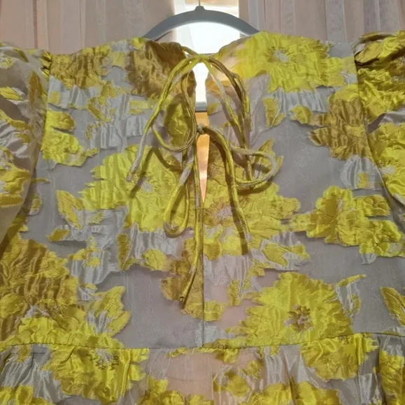 Elliat Progressive Puff-Sleeve Mini Dress in Marigold, Floral Jacquard, EUC!