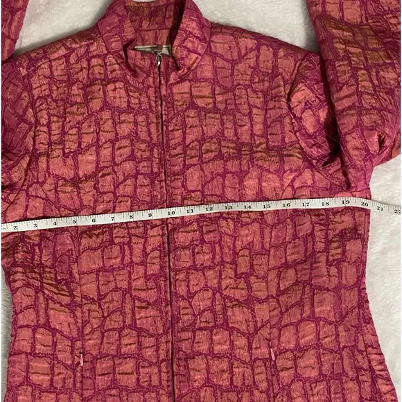 Equine Artwear full zip jacket. Women’s Size Medium.