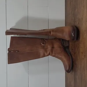 EUC Teva Foxy Tall Cognac Leather Side Zip Waterproof Boots Women's sz 5