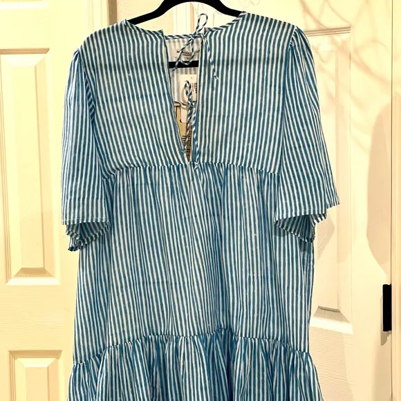 Evereve NWT striped sundress - size M/L