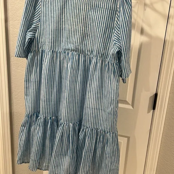 Evereve NWT striped sundress - size M/L