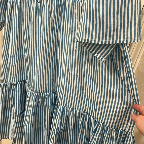 Evereve NWT striped sundress - size M/L
