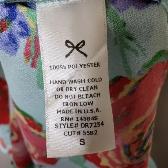 Everly sleeveless floral dress size Small