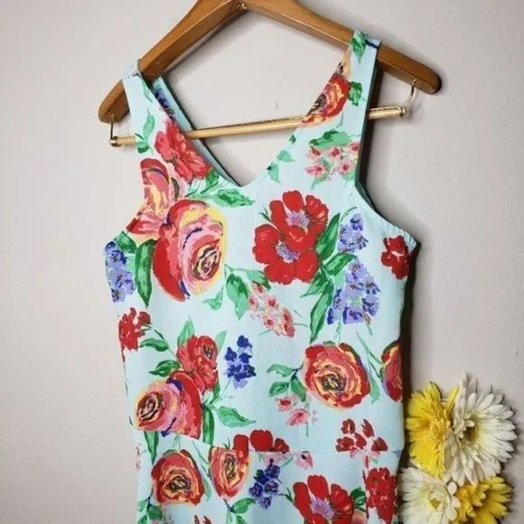 Everly sleeveless floral dress size Small