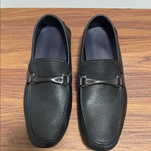 Ferragamo Mens’ Gancio Black Pebbled Leather Driving Shoes. Size 11EE