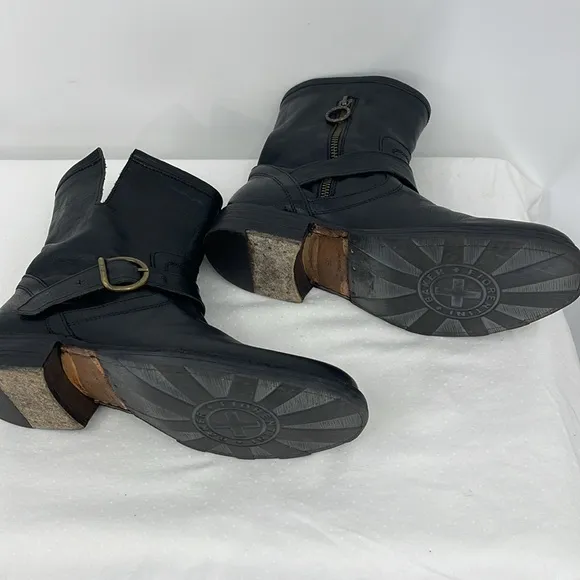 FIORENTINI   BAKER WOMENS SIZE (39) 9 US Black Leather Buckle Boots