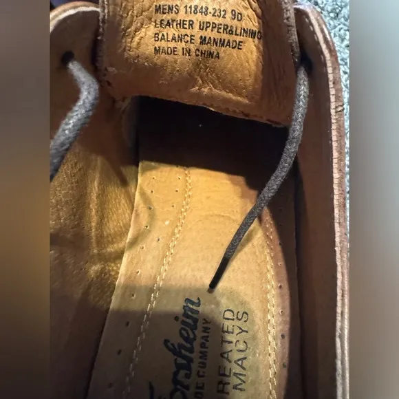 Florsheim men’s shoes size 9