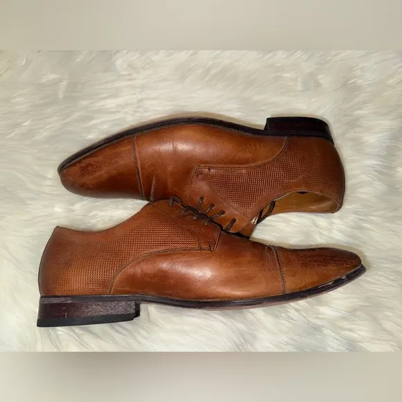 Florsheim men’s shoes size 9