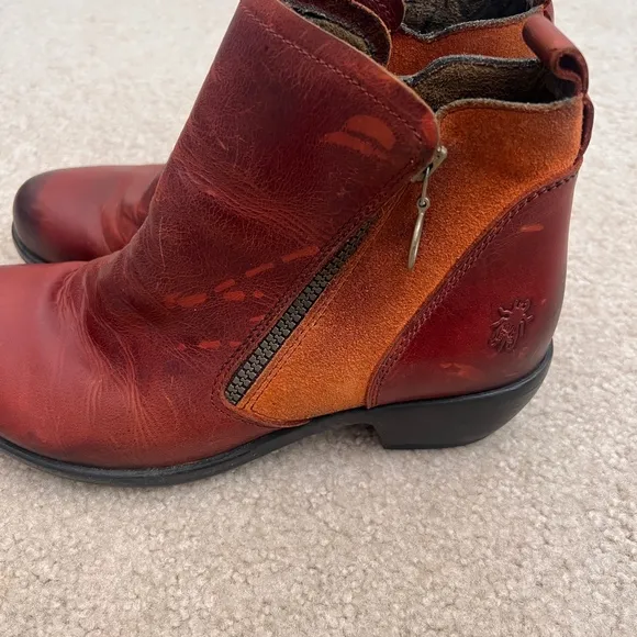 Fly London Meli Leather Ankle Boots Side Zip Red Orange Accents EU39 US8.5