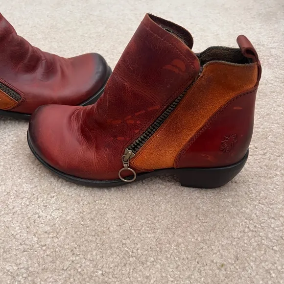 Fly London Meli Leather Ankle Boots Side Zip Red Orange Accents EU39 US8.5