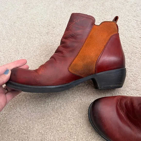Fly London Meli Leather Ankle Boots Side Zip Red Orange Accents EU39 US8.5