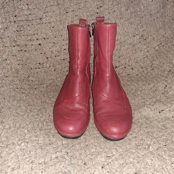 FLY LONDON-Pilz-Red Leather Wedge Booties-Side Zip-Sz 38-Excellent