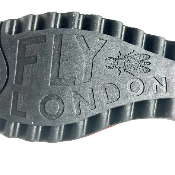 Fly London Women's Robi Mary Jane rust Suede Wedges size 39/8-8.5 NWT 🪰