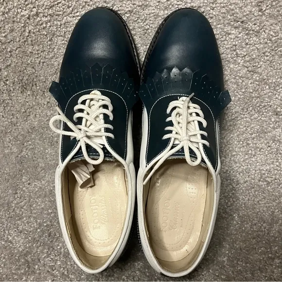 FootJoy Classics Women’s Style 90605 Leather Teal/White Golf Shoes Size 8.5B