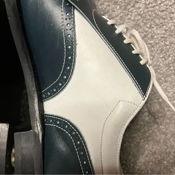 FootJoy Classics Women’s Style 90605 Leather Teal/White Golf Shoes Size 8.5B