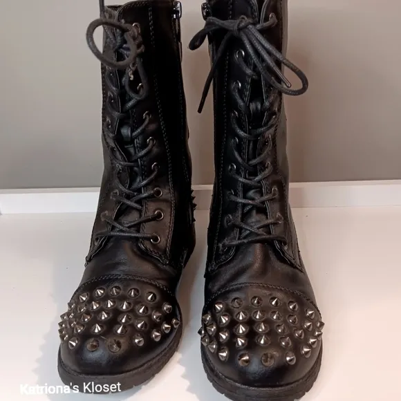 Forever Vintage 90s Studded Calf High Moto Boots