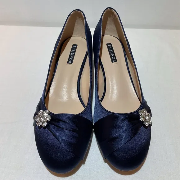 Formal Satin Closed Toe Kitten Heel with Rhinestones Navy Size 9.5
