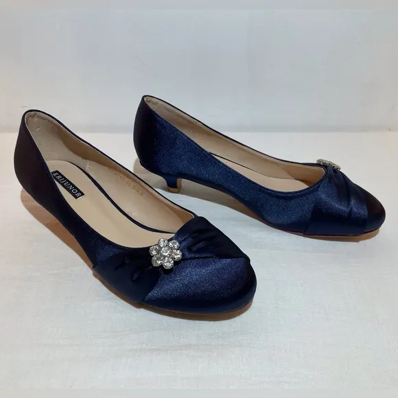 Formal Satin Closed Toe Kitten Heel with Rhinestones Navy Size 9.5