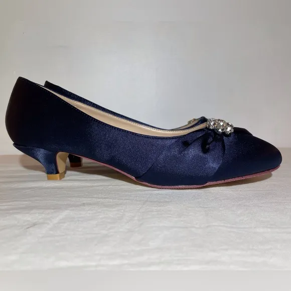 Formal Satin Closed Toe Kitten Heel with Rhinestones Navy Size 9.5