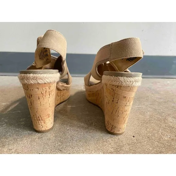 Franco Sarto Wedge Sandals Cork Platform Espadrille Beige Straps 8.5